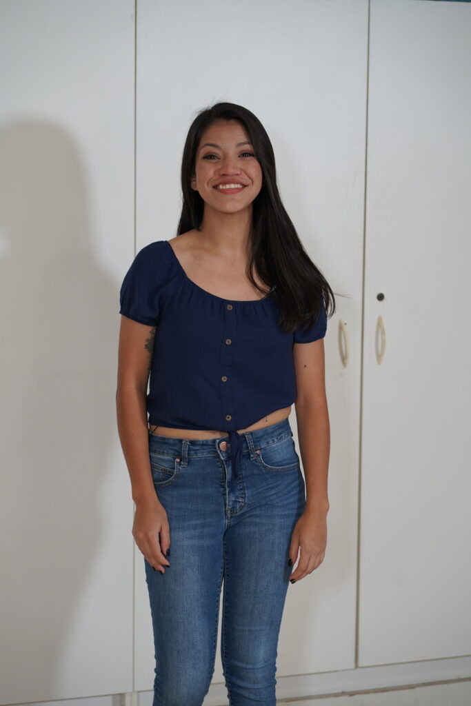 Lively Latina Shaves Her Head Bald!